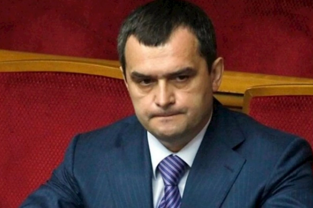 Ukraynada sabiq nazir vətənə xəyanətdə ittiham olunur