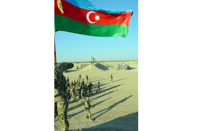 Zakir Həsənov Qazaxıstanda Azərbaycan hərbçilərinin təlimini izlədi — VİDEO/FOTOLAR Zakir Həsənov Qazaxıstanda Azərbaycan hərbçilərinin təlimini izlədi — VİDEO/FOTOLAR