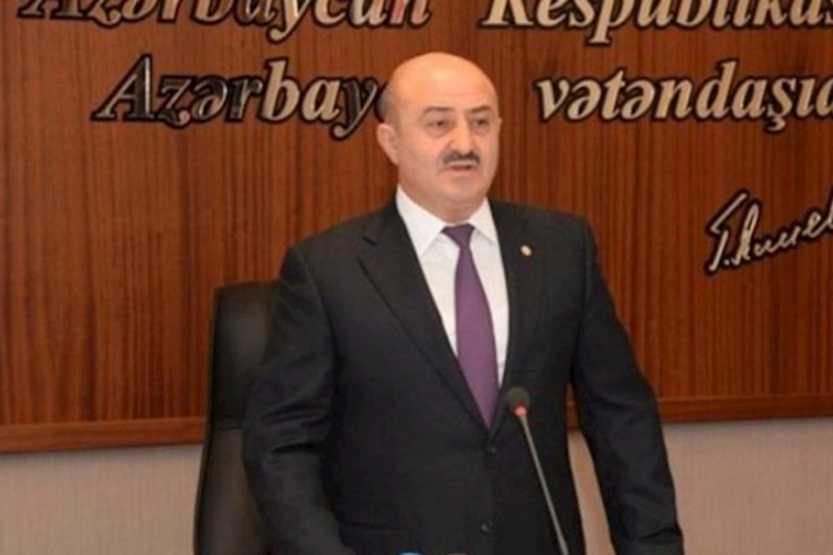 İcra başçısı deputatlığa namizəd oldu