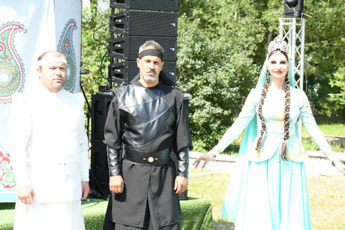 Şuşada poeziya bayramında Füzuli hücrələri — FOTOLAR