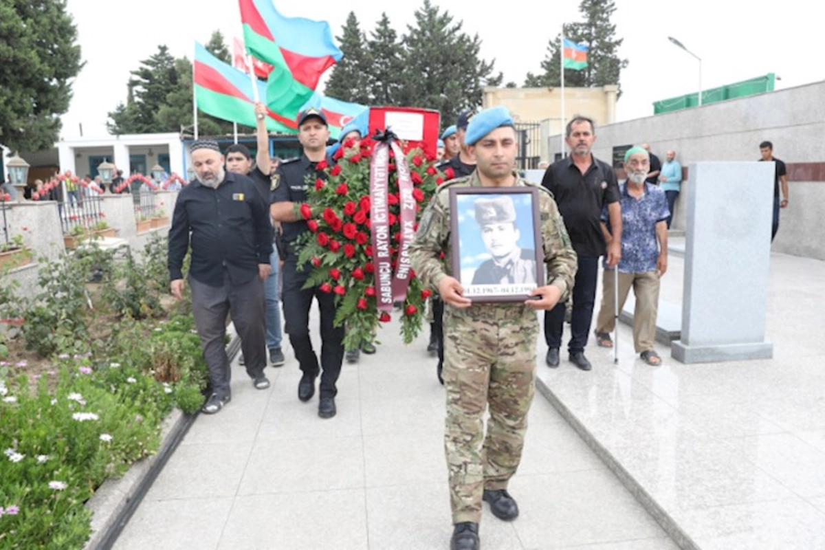 Şəhid Aydın Qurbanov Maştağada dəfn edildi — FOTO