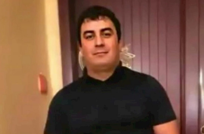 Azərbaycanda DƏHŞƏT: Dalaşdığı qohumunu vurub üstündən avtomobillə keçdi — FOTO