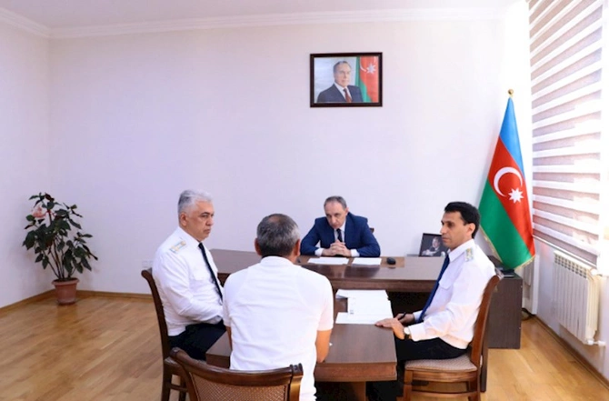 Kamran Əliyev Qusarda vətəndaşların müraciətlərini dinlədi — FOTOLAR