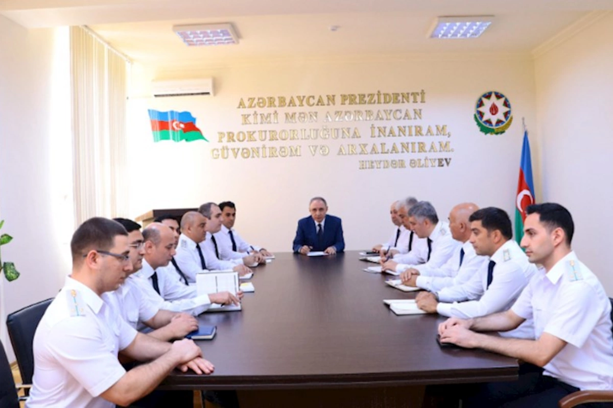 Kamran Əliyev Qusarda vətəndaşların müraciətlərini dinlədi — FOTOLAR