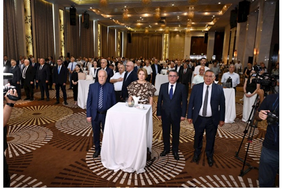Milli Mətbuat Gününə həsr olunmuş konfrans keçirilir