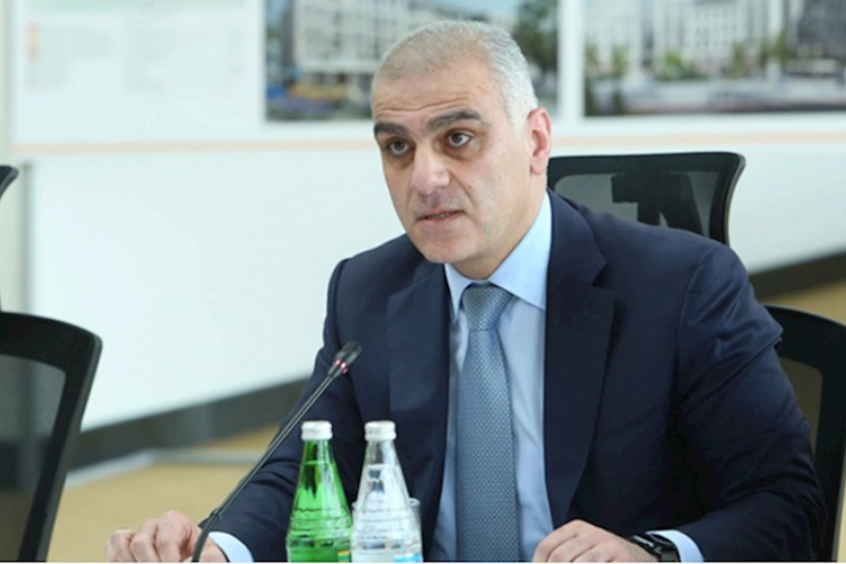 Nazir müavini: “Taksilərin sayı 35 minə enib, keyfiyyət yüksəlib”