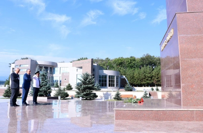 Kamran Əliyev Qusarda vətəndaşların müraciətlərini dinlədi — FOTOLAR