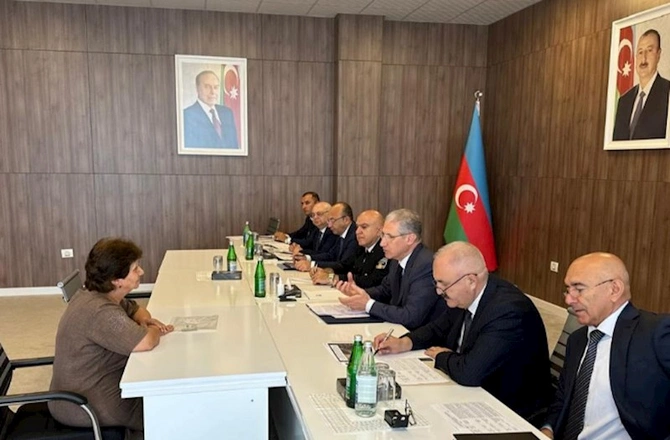 Muxtar Babayev Şəkidə vətəndaşları qəbul etdi — FOTOLAR