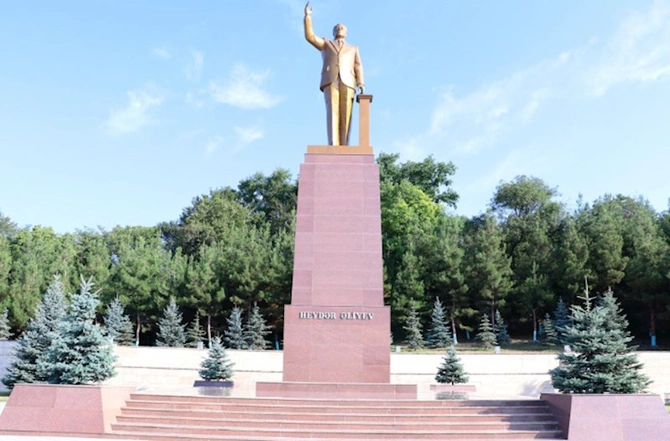 Kamran Əliyev Qusarda vətəndaşların müraciətlərini dinlədi — FOTOLAR