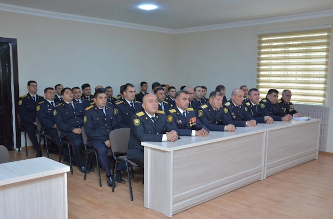 Salyanda “2 İyul - Azərbaycan Polisi Günü” ilə bağlı tədbir — FOTOLAR Salyanda “2 İyul - Azərbaycan Polisi Günü” ilə bağlı tədbir — FOTOLAR