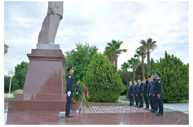 Salyanda “2 İyul - Azərbaycan Polisi Günü” ilə bağlı tədbir — FOTOLAR Salyanda “2 İyul - Azərbaycan Polisi Günü” ilə bağlı tədbir — FOTOLAR