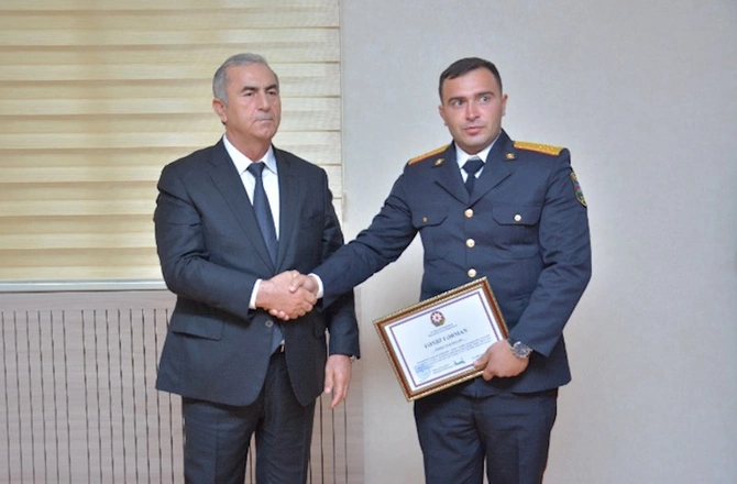 Salyanda “2 İyul - Azərbaycan Polisi Günü” ilə bağlı tədbir — FOTOLAR Salyanda “2 İyul - Azərbaycan Polisi Günü” ilə bağlı tədbir — FOTOLAR