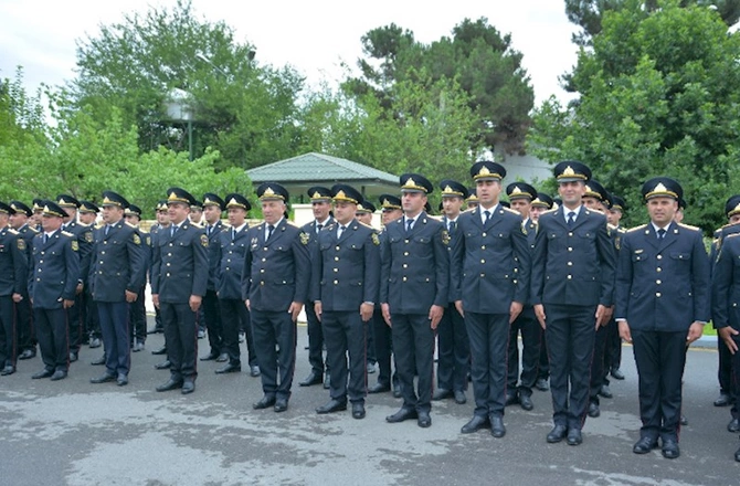 Salyanda “2 İyul - Azərbaycan Polisi Günü” ilə bağlı tədbir — FOTOLAR Salyanda “2 İyul - Azərbaycan Polisi Günü” ilə bağlı tədbir — FOTOLAR