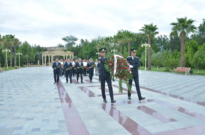 Salyanda “2 İyul - Azərbaycan Polisi Günü” ilə bağlı tədbir — FOTOLAR Salyanda “2 İyul - Azərbaycan Polisi Günü” ilə bağlı tədbir — FOTOLAR