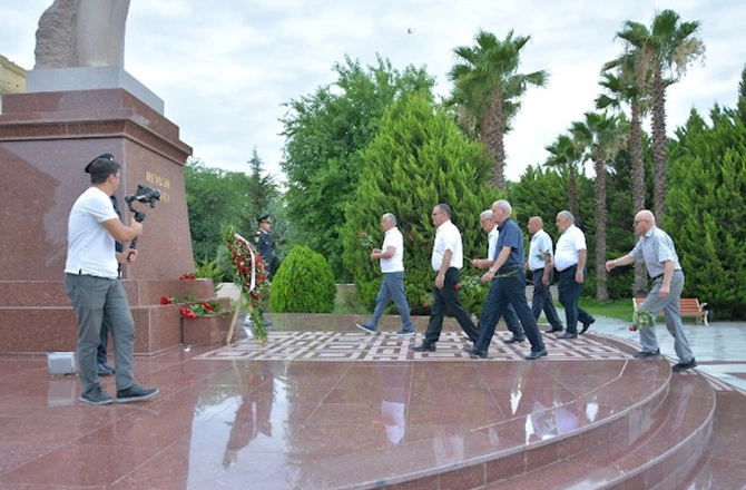 Salyanda “2 İyul - Azərbaycan Polisi Günü” ilə bağlı tədbir — FOTOLAR Salyanda “2 İyul - Azərbaycan Polisi Günü” ilə bağlı tədbir — FOTOLAR
