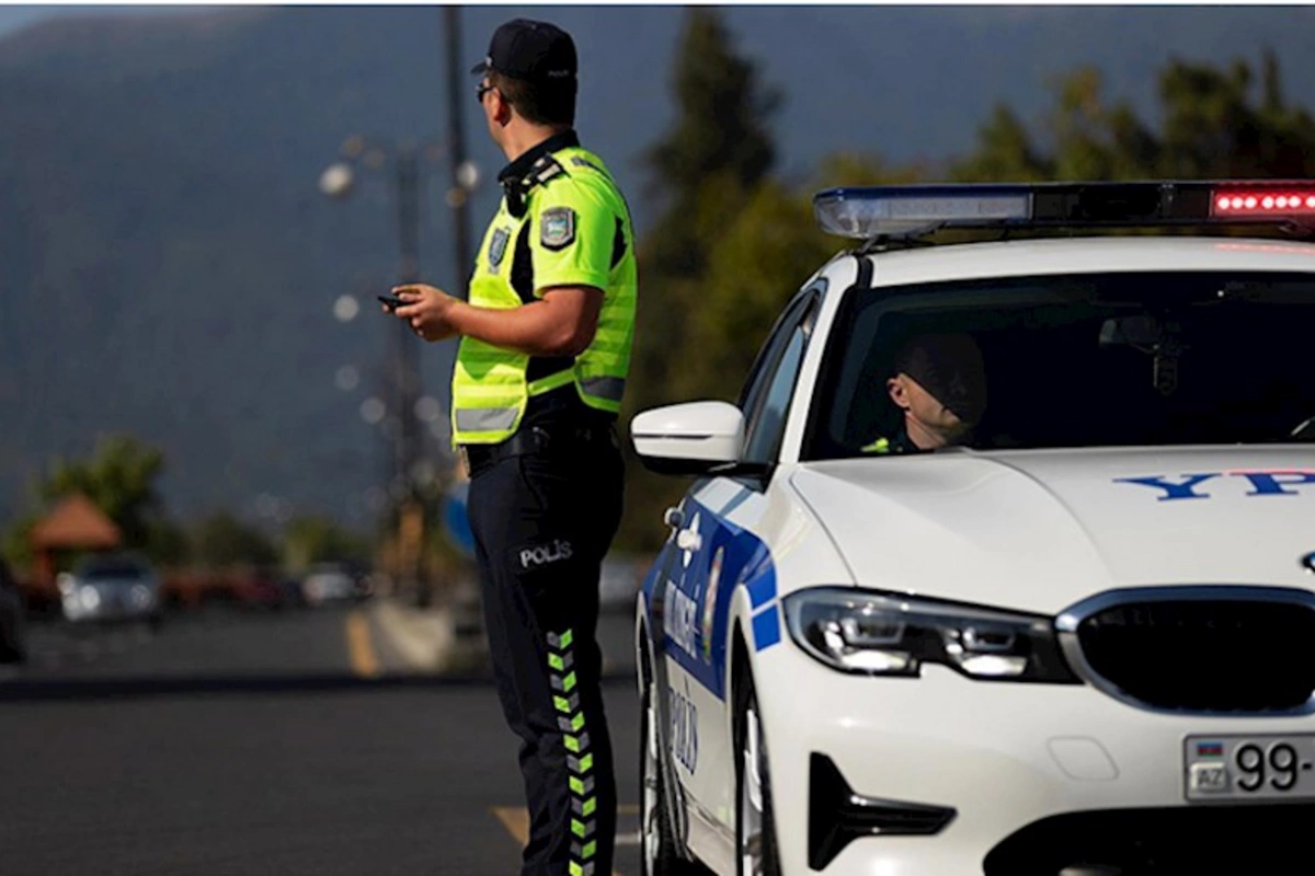 Daşkəsəndə polisin saxla əmrinə tabe olmayan sürücü piyadanı vurub — FOTO