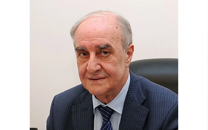 İlham Əliyev Sərəncam imzaladı — FOTO İlham Əliyev Sərəncam imzaladı — FOTO
