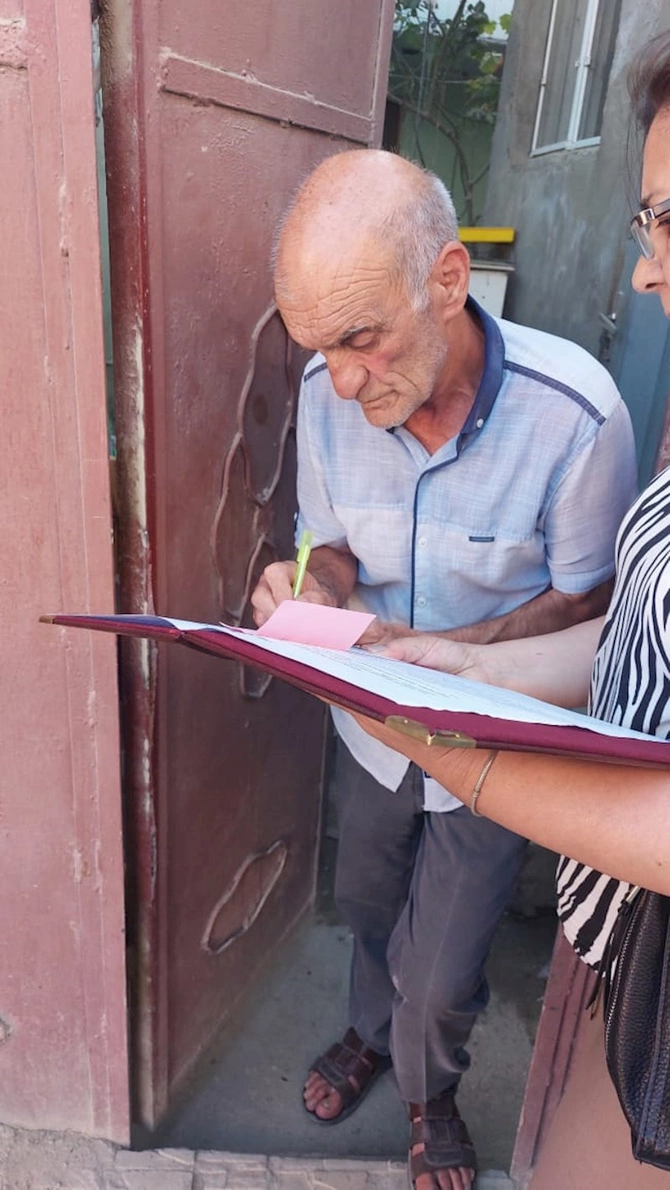 Zahid Oruc imza kampaniyasını uğurla başa vurdu və seçicilərə təşəkkür etdi — FOTOLAR Zahid Oruc imza kampaniyasını uğurla başa vurdu və seçicilərə təşəkkür etdi — FOTOLAR