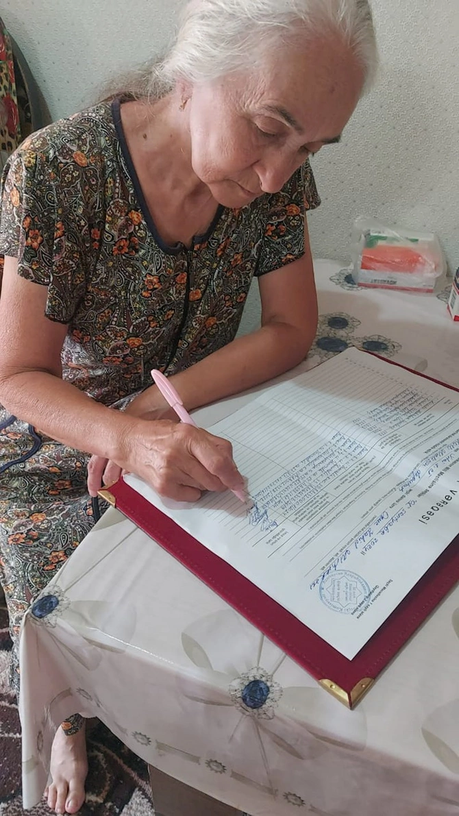 Zahid Oruc imza kampaniyasını uğurla başa vurdu və seçicilərə təşəkkür etdi — FOTOLAR Zahid Oruc imza kampaniyasını uğurla başa vurdu və seçicilərə təşəkkür etdi — FOTOLAR
