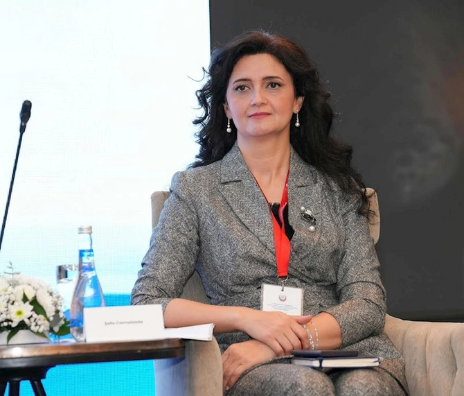 Ağadadaş Ağayevlə mühafizəçi haqda qərar verildi Ağadadaş Ağayevlə mühafizəçi haqda qərar verildi