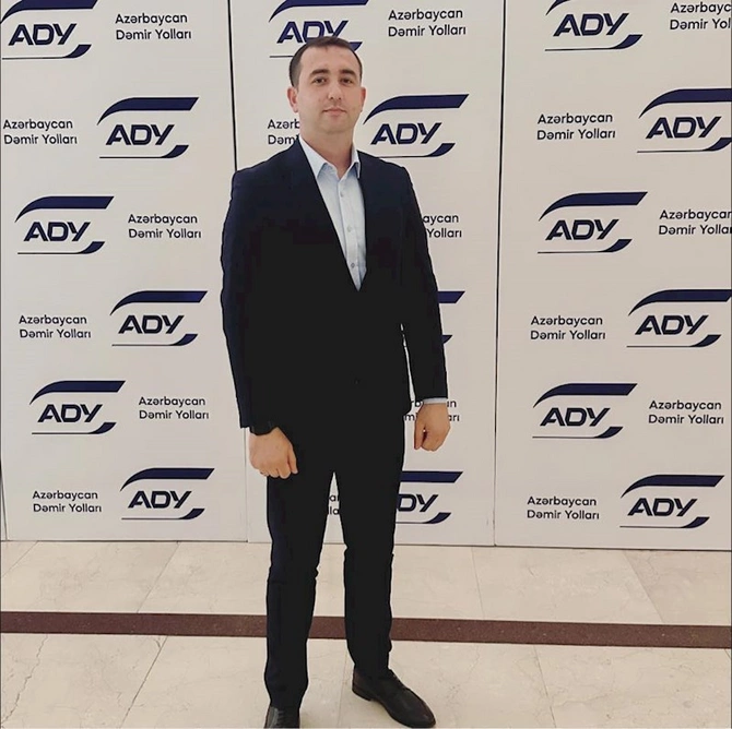 Dəmir Yolları İdarəsi öz işçisinin şirkətinə tender verib — ARAŞDIRMA (FOTOLAR) Dəmir Yolları İdarəsi öz işçisinin şirkətinə tender verib — ARAŞDIRMA (FOTOLAR)