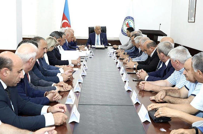 AHİK İcraiyyə Komitəsinin iclası keçirilib — FOTOLAR