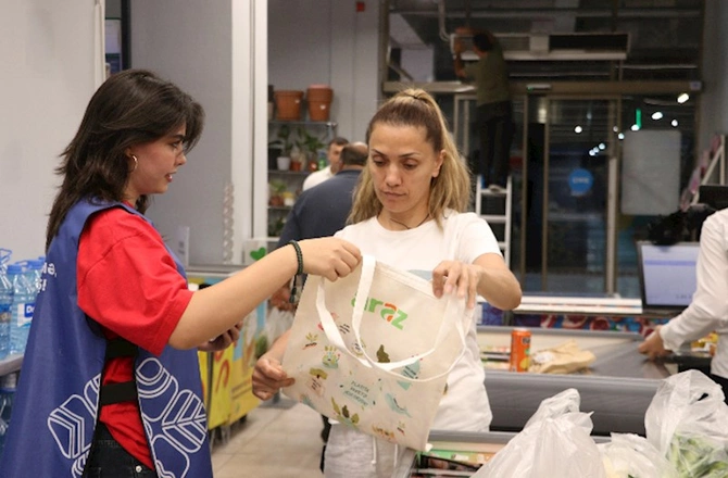Gəlin, polietilen paketlərdən imtina edək və ekoloji təmiz alternativlərdən istifadəyə önəm verək — FOTOLAR