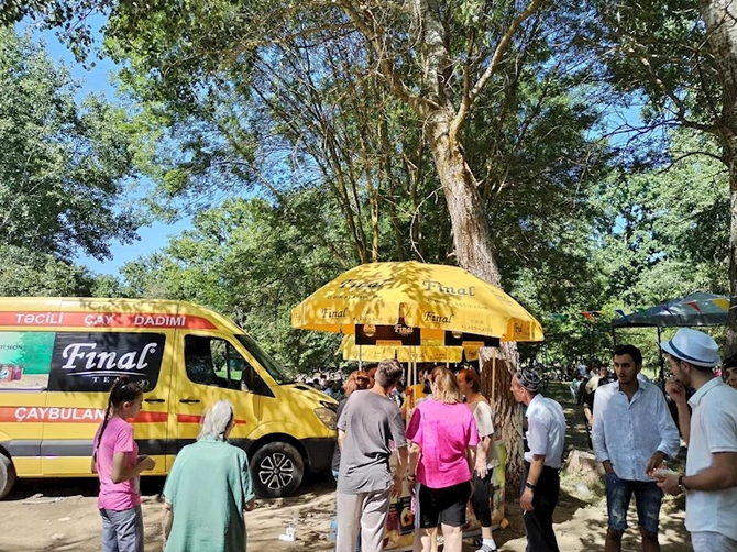 “Çaybulans” şəhərdəki gəzintisinə davam edir — FOTOLAR