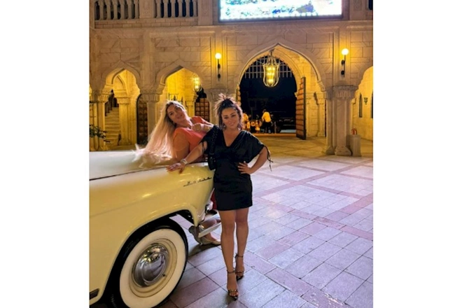 Xatirə yeni bağ evi alıb — FOTO Xatirə yeni bağ evi alıb — FOTO