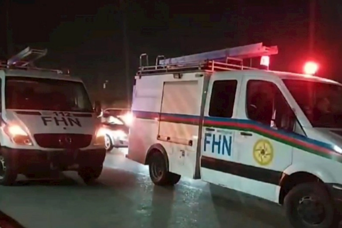 Bakı-Sumqayıt yolunda intihar etmək istəyən şəxs xilas edildi — VİDEO