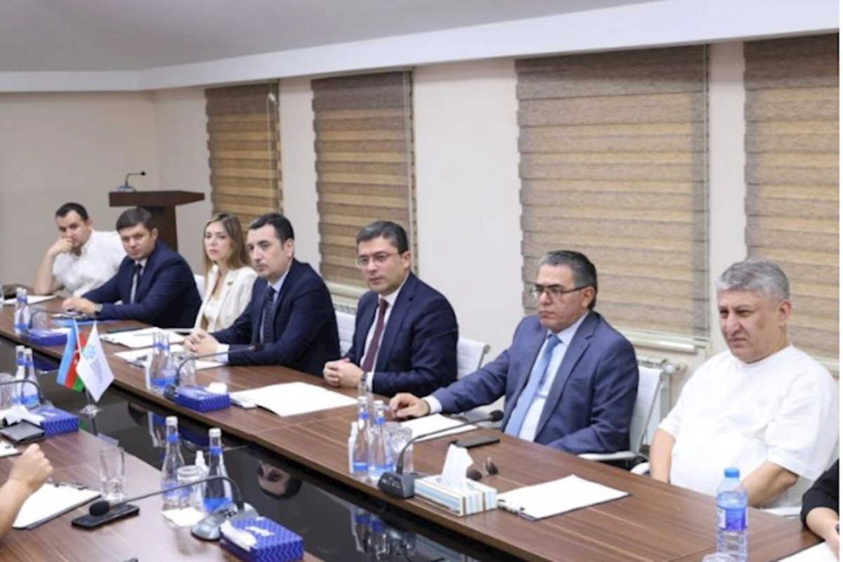 Medianın İnkişafı Agentliyində maliyyə yardımı göstərilən onlayn media subyektlərinin rəhbərləri ilə görüş təşkil olundu — FOTOLAR