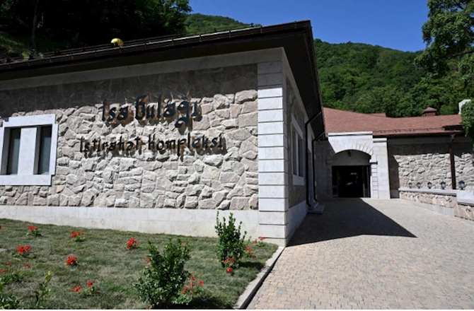 Prezident “İsa bulağı” istirahət kompleksinin açılışında — FOTOLAR Prezident “İsa bulağı” istirahət kompleksinin açılışında — FOTOLAR