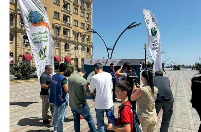 Sumqayıtda “Tullantıları hədiyyələrə dəyiş” festivalı keçirilib — FOTOLAR