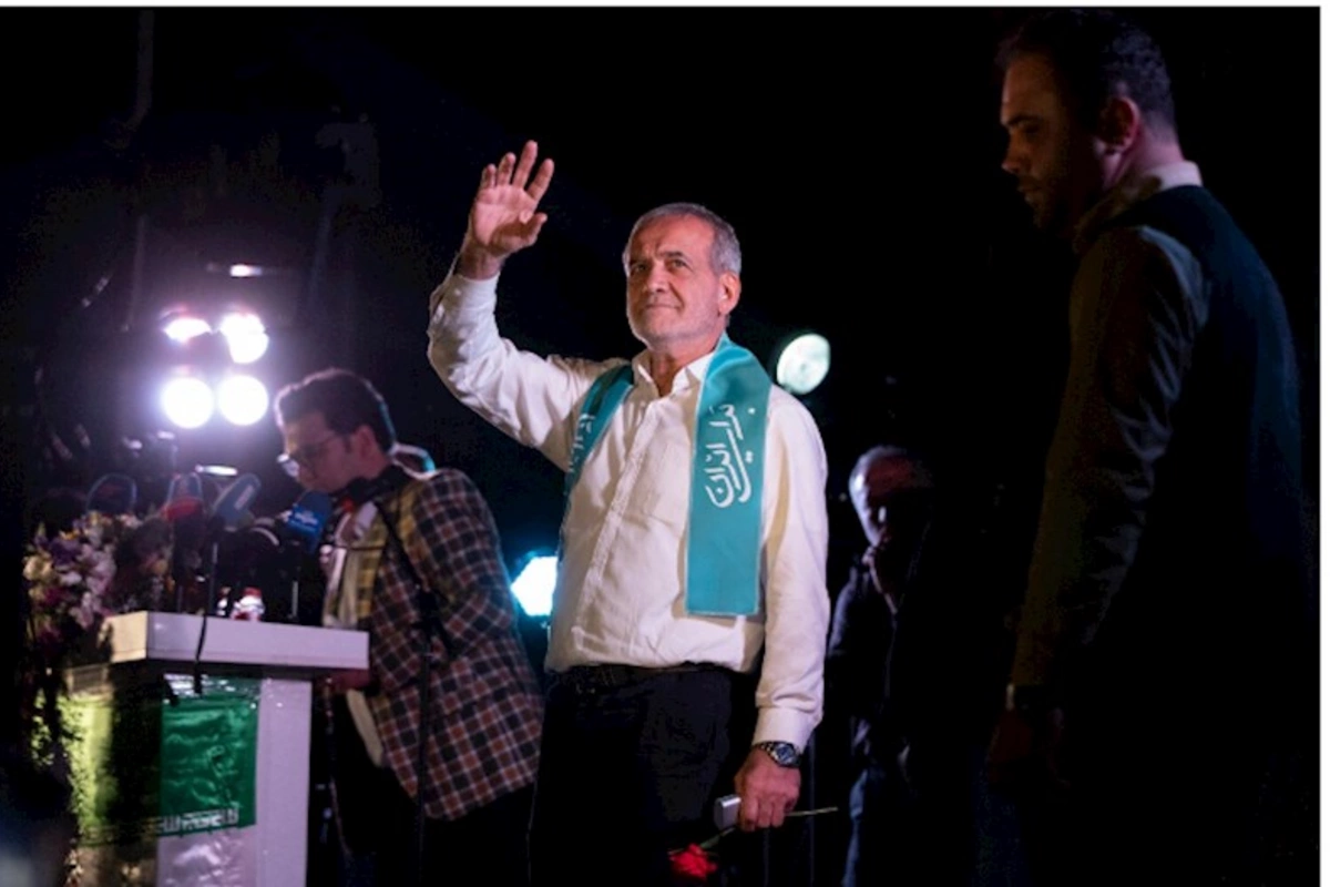 “Pezeşkian Azərbaycanla münasibətlərə önəm verəcək” — Politoloq