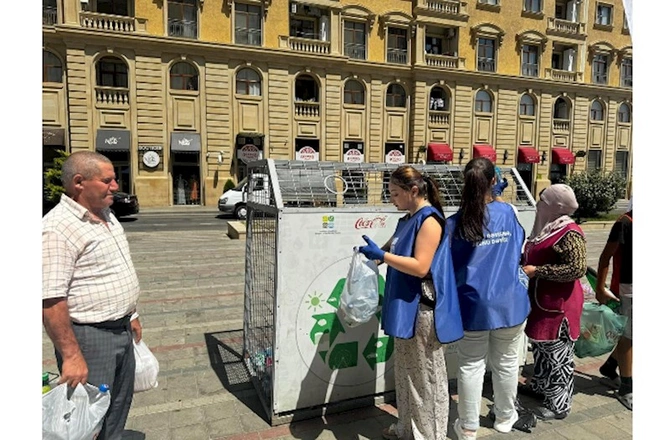 Sumqayıtda “Tullantıları hədiyyələrə dəyiş” festivalı keçirilib — FOTOLAR