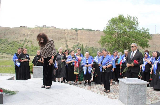 “Şəhid ailələrinin cəmiyyətə sağlam inteqrasiyasina dəstək olaq” layihəsinin icrası Qubada davam etdi — FOTOLAR