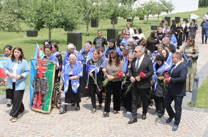 “Şəhid ailələrinin cəmiyyətə sağlam inteqrasiyasina dəstək olaq” layihəsinin icrası Qubada davam etdi — FOTOLAR