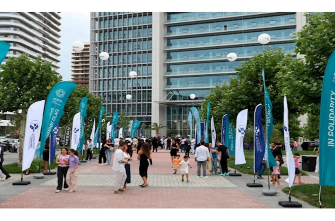 Elektrik Avtomobillərin Festivalı keçirildi — VİDEO/FOTO Elektrik Avtomobillərin Festivalı keçirildi — VİDEO/FOTO