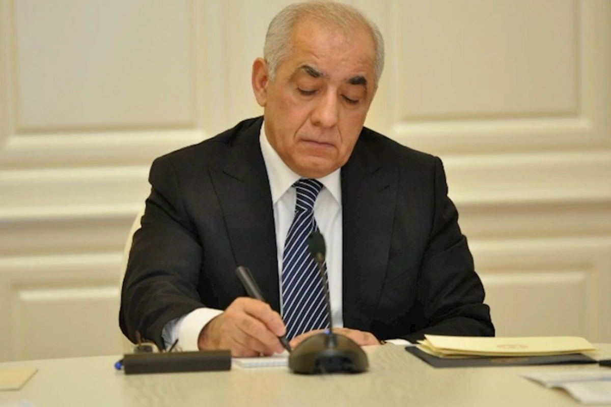 Nazirlər Kabineti təhsilalanlar üçün yeni geyim standartını təsdiqlədi