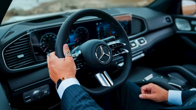 “Mercedes-Benz GLS” avtomobilinin FOTOSESSİYASI