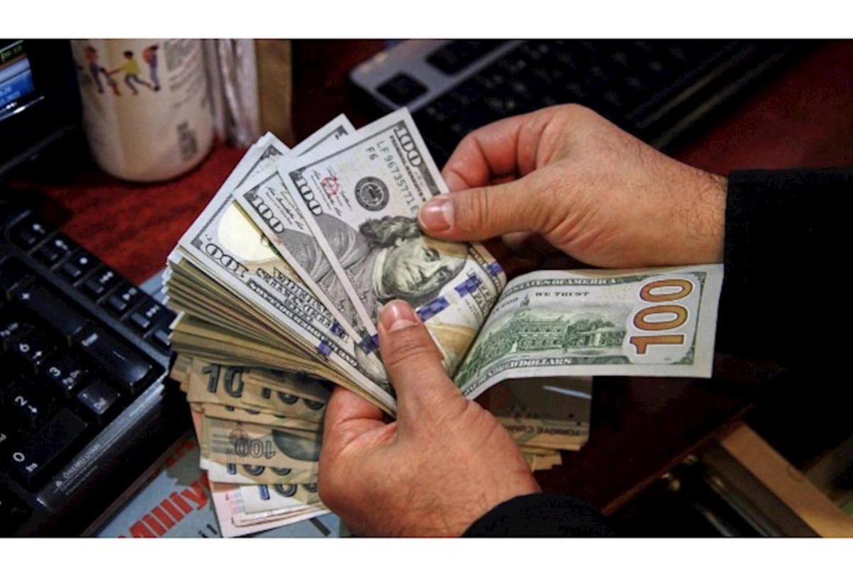 Dollar görün nə qədər oldu — RƏSMİ MƏZƏNNƏ