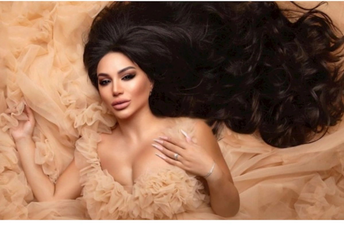 “Güclü qız olmaq günah deyil” — Lətifə Soyuöz (FOTO)