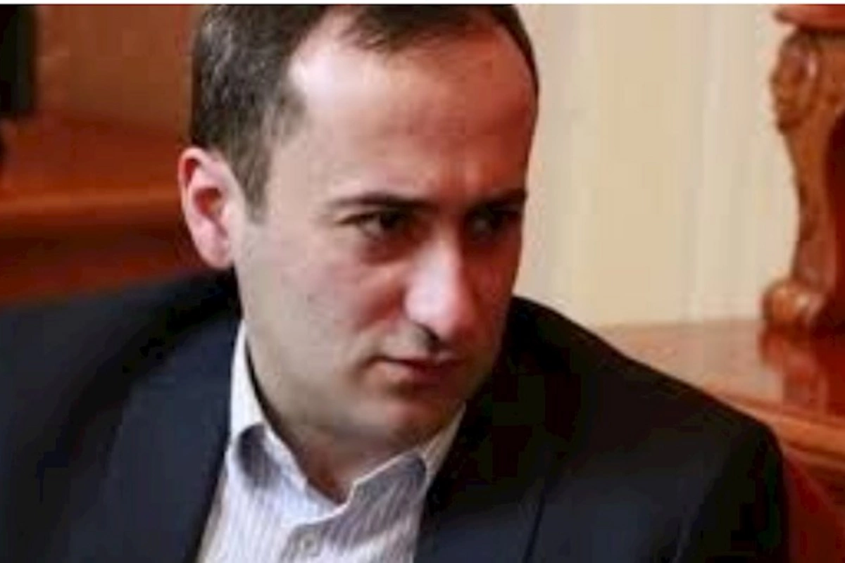 Anar Məmmədovun rəqibi: Şəhid anasını 40 dərəcə istidə görüşə gətirməzlər