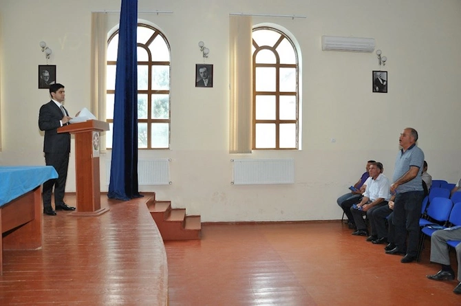 Göydəniz Qəhrəmanov Yasamal rayonunda seçicilərlə görüşdü — FOTOLAR