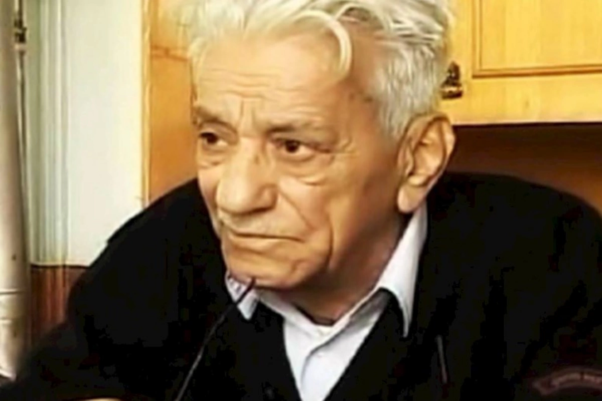 Mərhum Xalq şairi Bəxtiyar Vahabzadənin doğum günüdür
