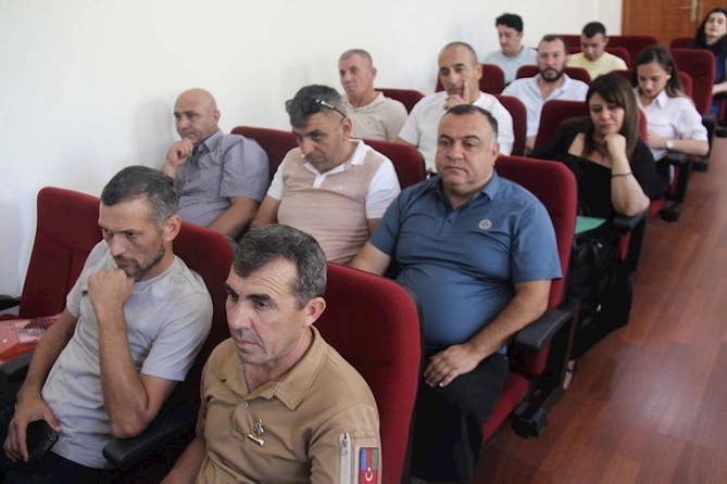 “Şəhid ailələri və müharibə veteranları ilə iş” adlı layihə davam edir — FOTOLAR “Şəhid ailələri və müharibə veteranları ilə iş” adlı layihə davam edir — FOTOLAR