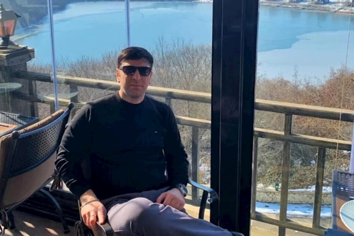 Azərbaycanlı pilot qəfil vəfat etdi: bu məşhurun qohumdur — FOTO
