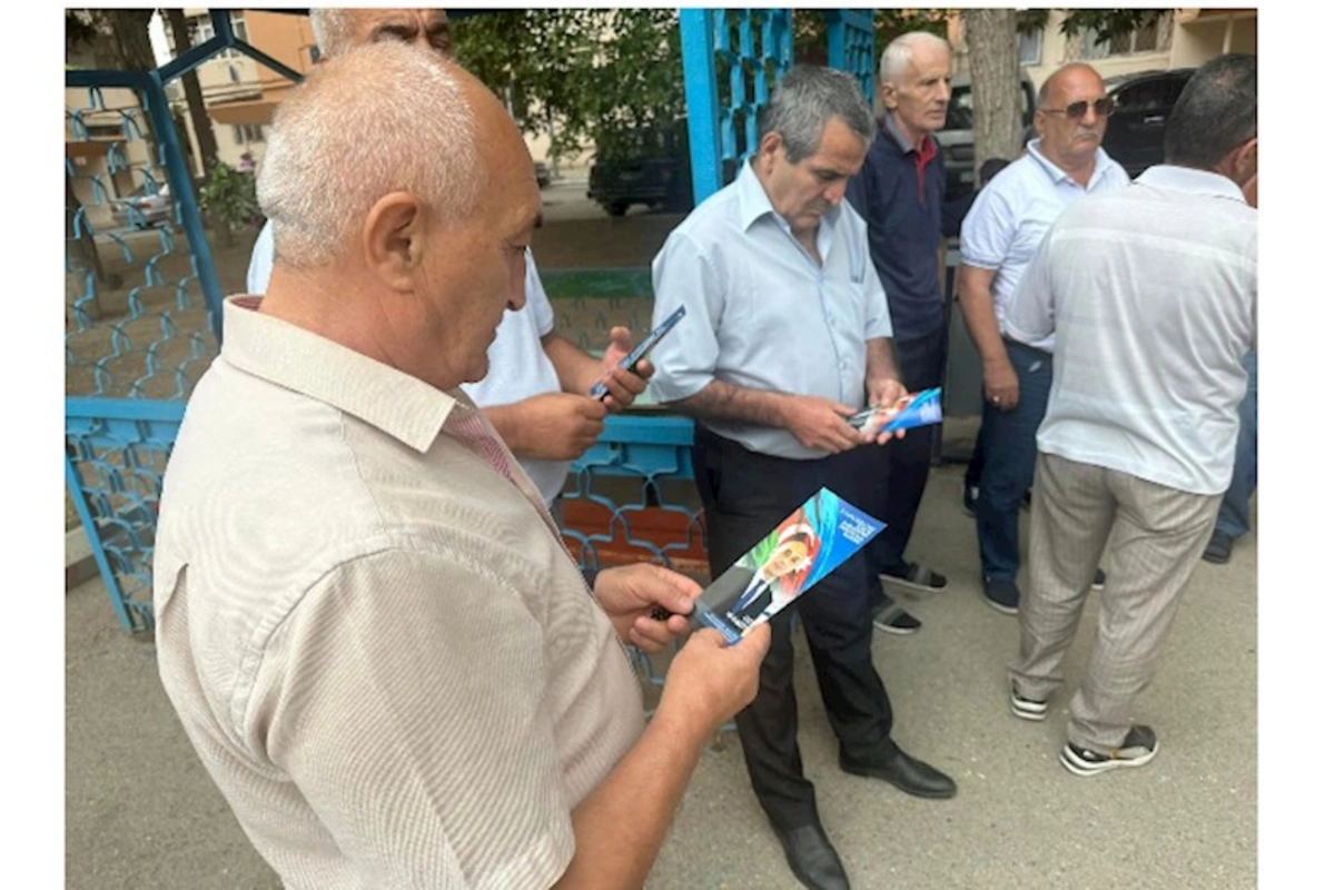 Qaya Məmmədov Qaraçuxur sakinləri ilə görüşdü — FOTOLAR