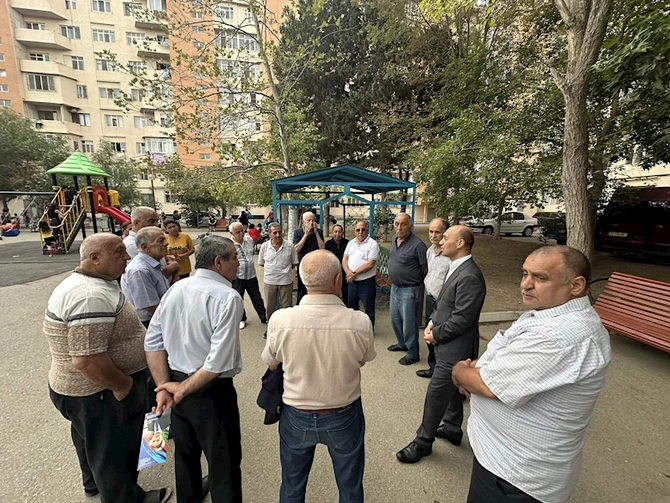 Qaya Məmmədov Qaraçuxur sakinləri ilə görüşdü — FOTOLAR