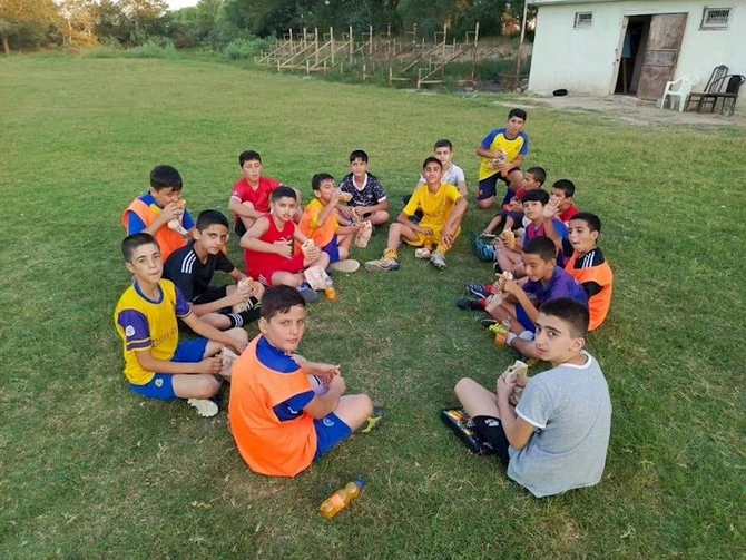 ATXƏM Şirvan və Qaraçalada futbolun inkişafına dəstək verir — FOTOLAR